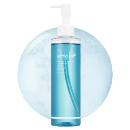 Óleo de limpeza facial para poros e cravos — Medicube Zero Pore Blackhead Deep Cleansing Oil 205 ml, Medicube