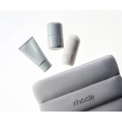 Rhode - The Glow Kit - Três Essenciais, Rhode